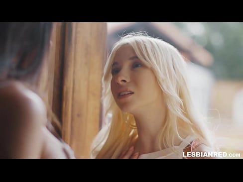 ❤️ Dívka se po několika měsících vrátí domů a skončí u lízání kundy své nevlastní matky ❤❌ Super sex u porna cs.tuberxxx.ru ❤
