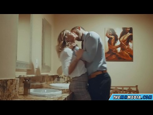 ❤️ Když vás na veřejných záchodcích svádí prsatá blondýna. ❤❌ Super sex u porna cs.tuberxxx.ru ❤